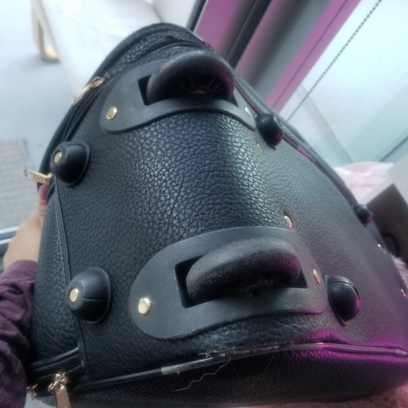 Cow-hide Leather Cross Bag Converter - Picture 5 of 7